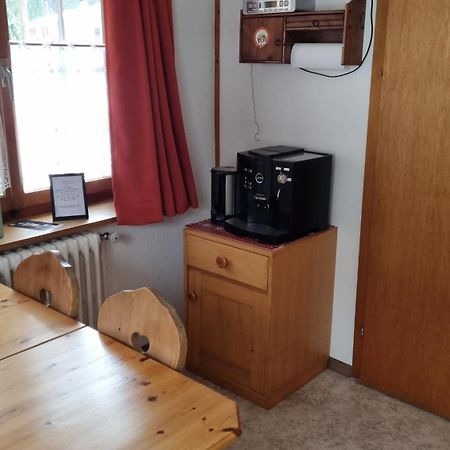 Pension Hof Zur Stilli Apartment Davos Bagian luar foto