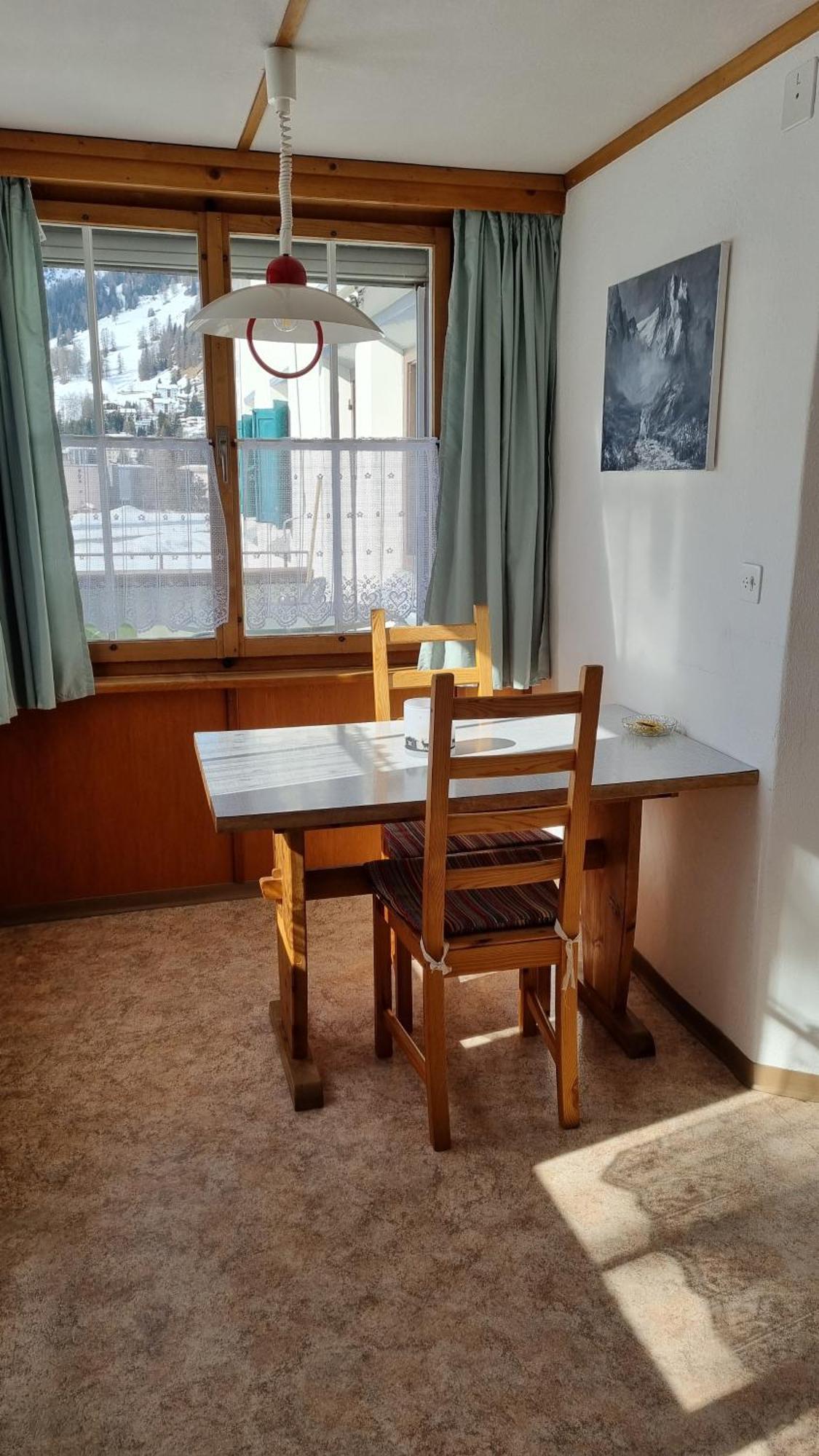 Pension Hof Zur Stilli Apartment Davos Bagian luar foto